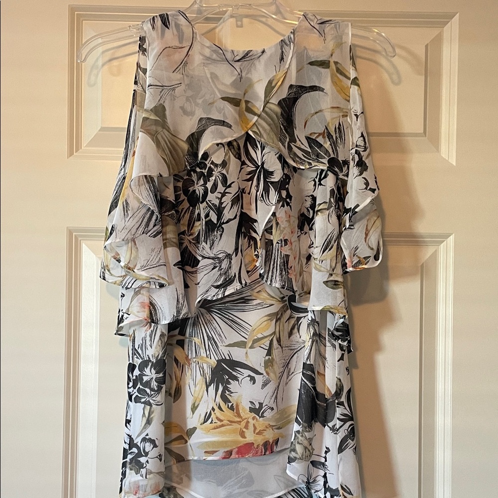 Chic Floral Layered top
WHBM